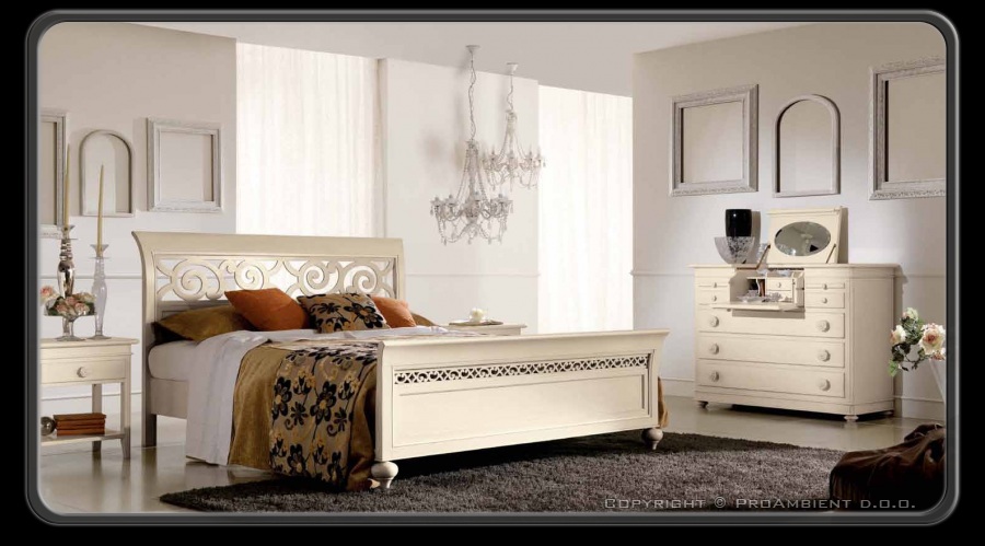 Klasična masivna spalnica rožice stilne spalnice