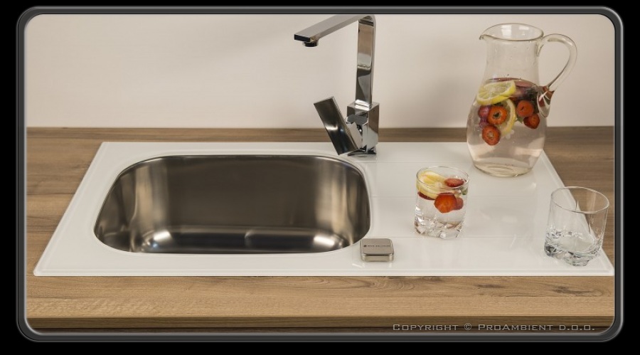 Stekleno korito v mlečni/beli barvi