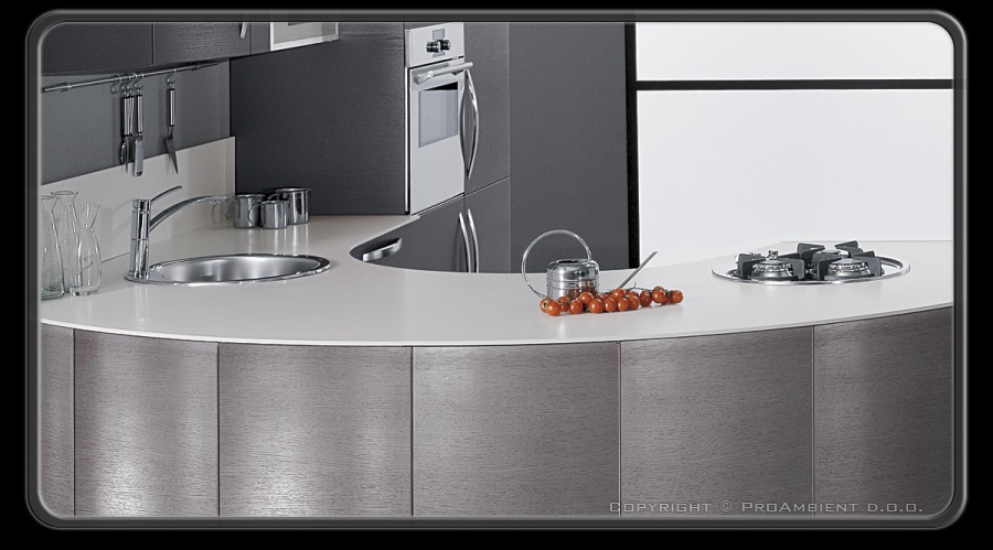 Luksuzna Kuhinja s srebrno folijo